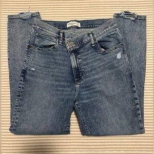 Abercrombie and Fit h Women’s Jeans